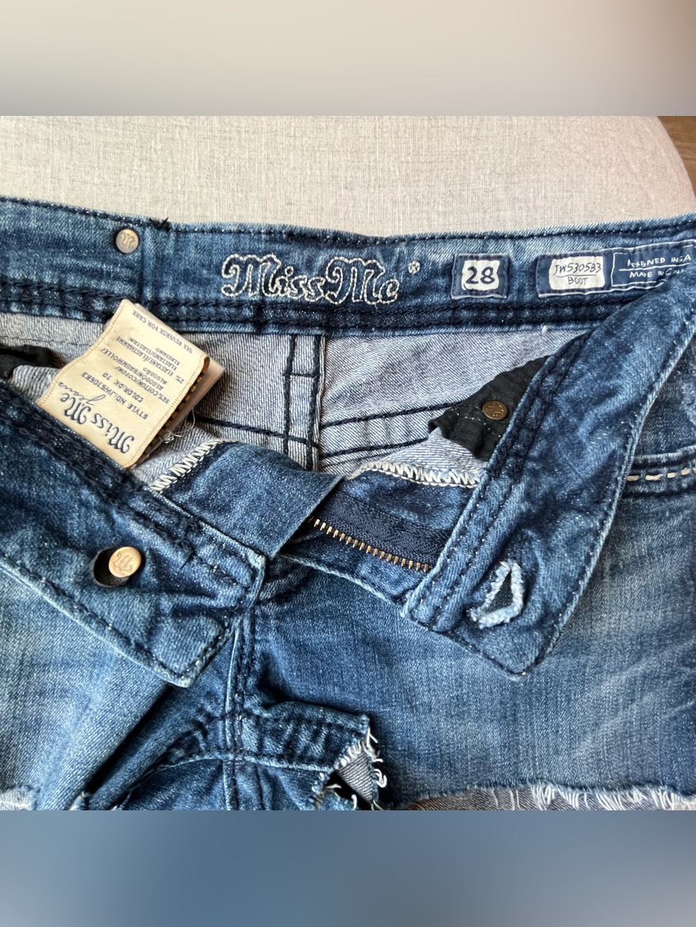 Miss Me Cut Off Jean Shorts Size 28 Embellished Rhinestone Bling Flap Pocket - Picture 2 of 8